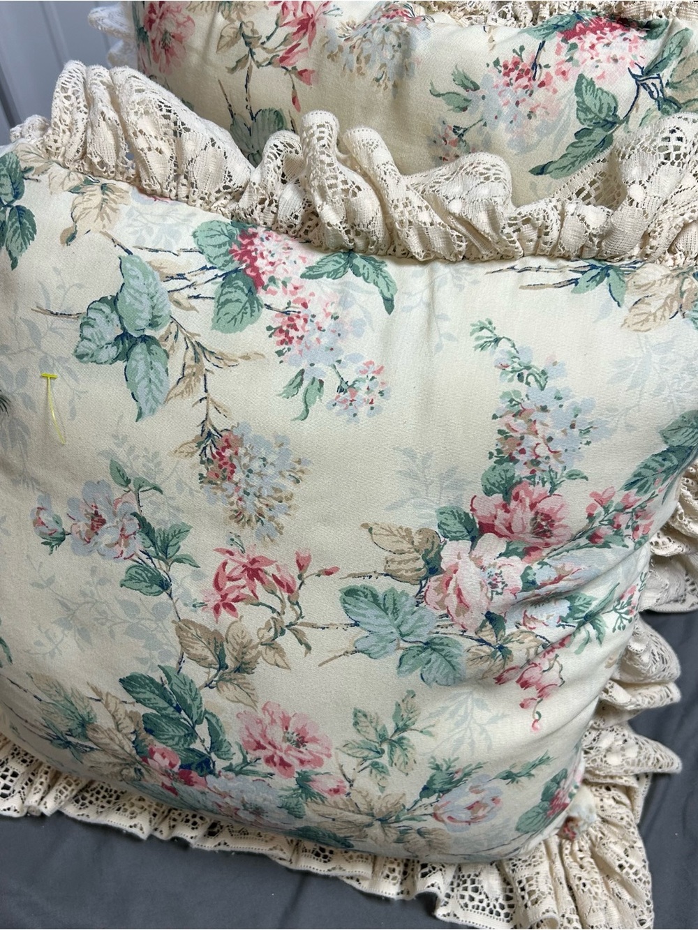 Vintage Cottagecore Shabby Chic Victorian Style Ruffled Lace Pillows Floral 2